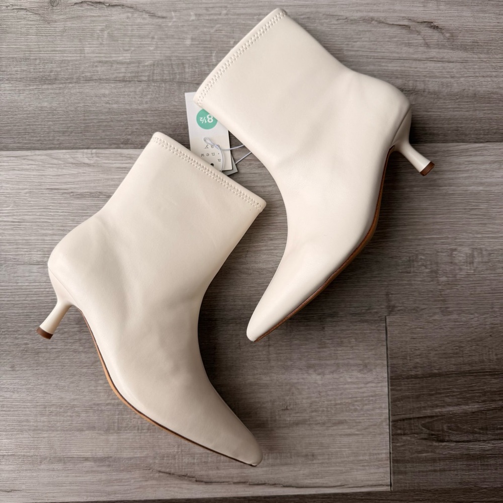 A New Day Lonnie Kitten Heel Stretch Ankle‎ Booties Pointed Toe 8.5